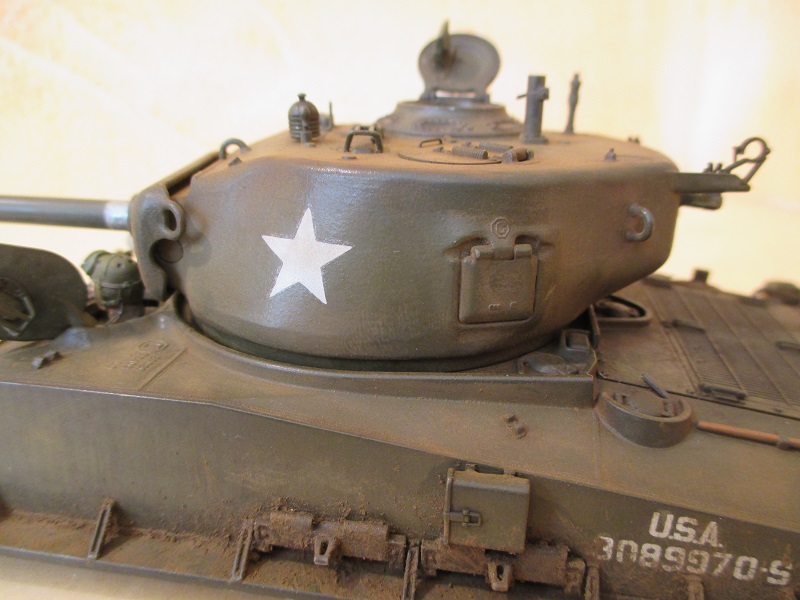 M4A3E8 Sherman "Easy Eight" Tamiya 1/35 et figurines Dragon - Page 5 160401011259150176
